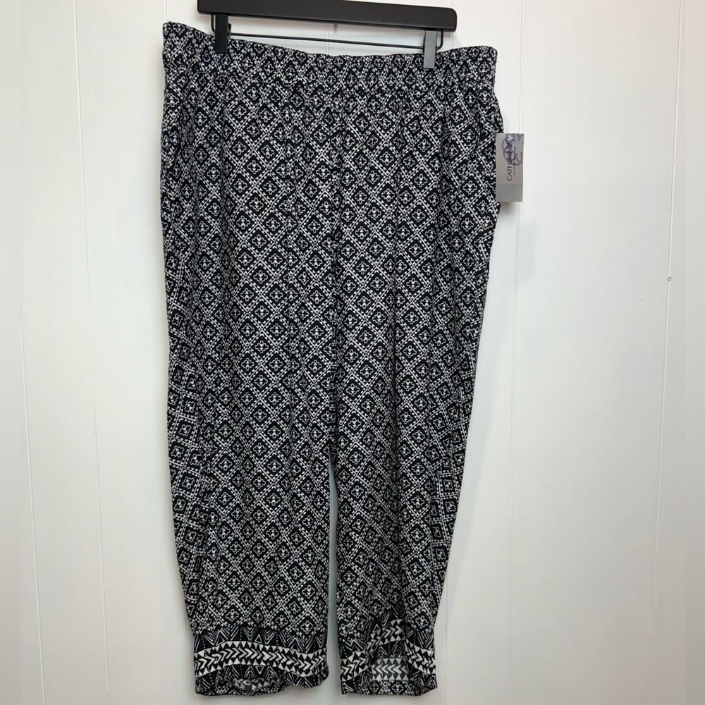 NWT Catherine’s Black & White Rayon Pull On Capris Size  1X 18/20W
